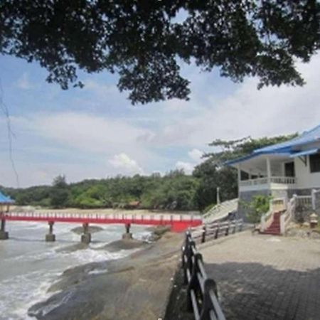 Tanjung Pesona Beach Resort & Spa Sungailiat Bagian luar foto
