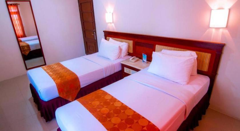 Tanjung Pesona Beach Resort & Spa Sungailiat Bagian luar foto
